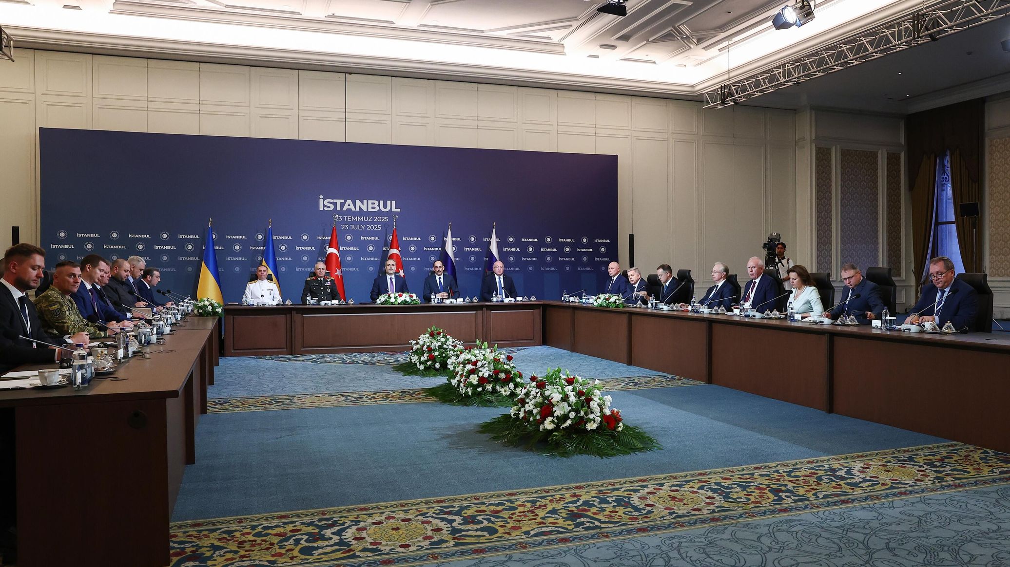 Neutral Status of Ukraine Must Be Basis for Conflict Settlement - US Analyst