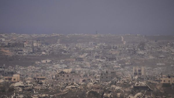 Damaged buildings in the Gaza Strip, seen from southern Israel, Tuesday July 29, 2025 - Sputnik International