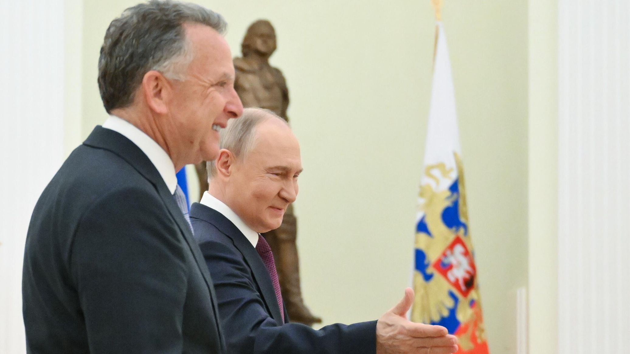 Putin Expresses Interest in Restoring Economic Cooperation With US During Meeting With Witkoff