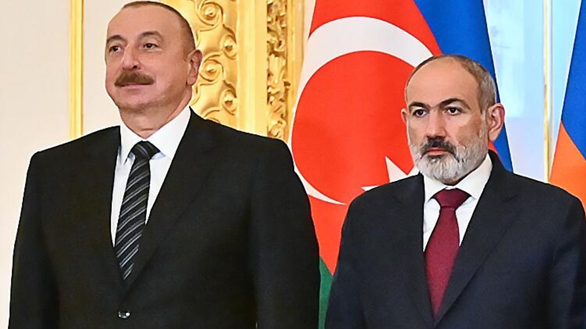 Ilham Aliyev and Nikol Pashinyan Ilham Aliyev and Nikol Pashinyan - Sputnik International, 1920, 07.08.2025