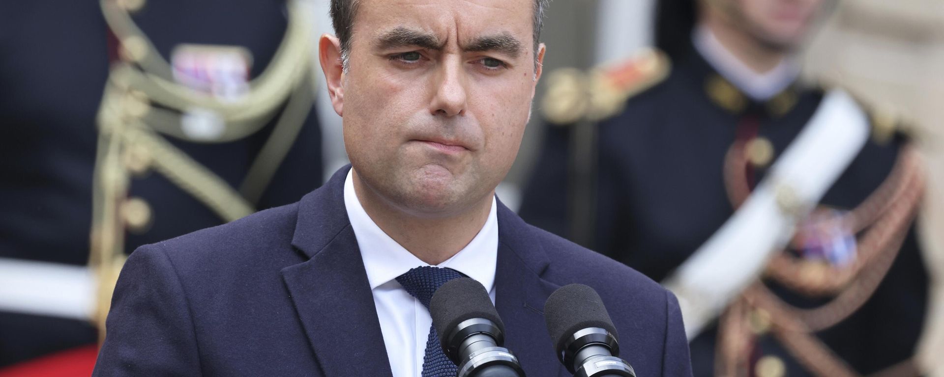 Newly named Prime Minister Sebastien Lecornu reacts as he speaks at the end of the handover ceremony at the Prime Minister residence, Wednesday, Sept. 10, 2025 in Paris. Newly named Prime Minister Sebastien Lecornu reacts as he speaks at the end of the handover ceremony at the Prime Minister residence, Wednesday, Sept. 10, 2025 in Paris. - Sputnik International, 1920, 06.10.2025