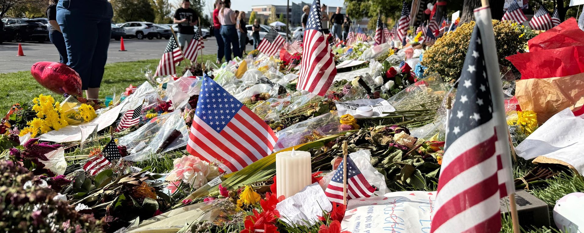 American flags and flowers are displayed at a memorial for Charlie Kirk at Utah Valley University, Monday, Sept. 15, 2025, in Orem, Utah. American flags and flowers are displayed at a memorial for Charlie Kirk at Utah Valley University, Monday, Sept. 15, 2025, in Orem, Utah. - Sputnik International, 1920, 17.09.2025