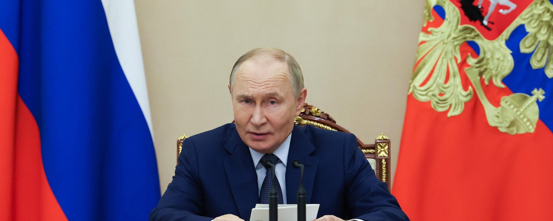 President Vladimir Putin held a meeting of the Russian Security Council President Vladimir Putin held a meeting of the Russian Security Council - Sputnik International, 1920, 30.12.2025