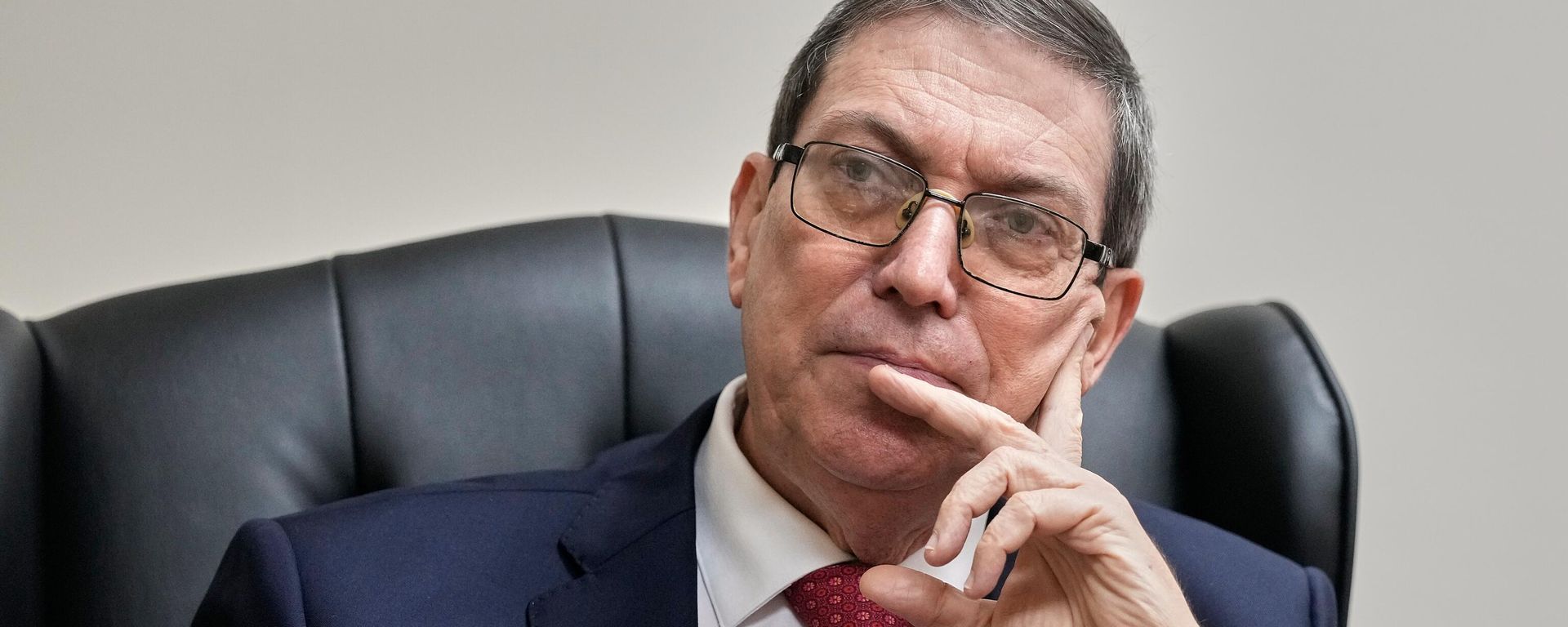 Cuba's Foreign Minister Bruno Rodriguez Parrilla speaks during an interview with The Associated Press at the Permanent Mission of Cuba to the United Nations, in New York, Tuesday, Sept. 30, 2025. (AP Photo/Richard Drew) - Sputnik International, 1920, 30.01.2026