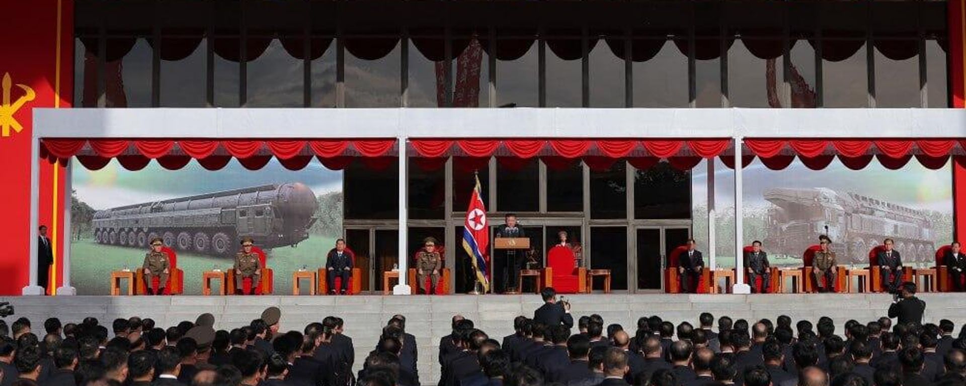 North Korea’s leader Kim Jong-un attends opening of the Military Hardware Exhibition Defiance Development-2025 in Pyongyang. North Korea’s leader Kim Jong-un attends opening of the Military Hardware Exhibition Defiance Development-2025 in Pyongyang. - Sputnik International, 1920, 05.10.2025