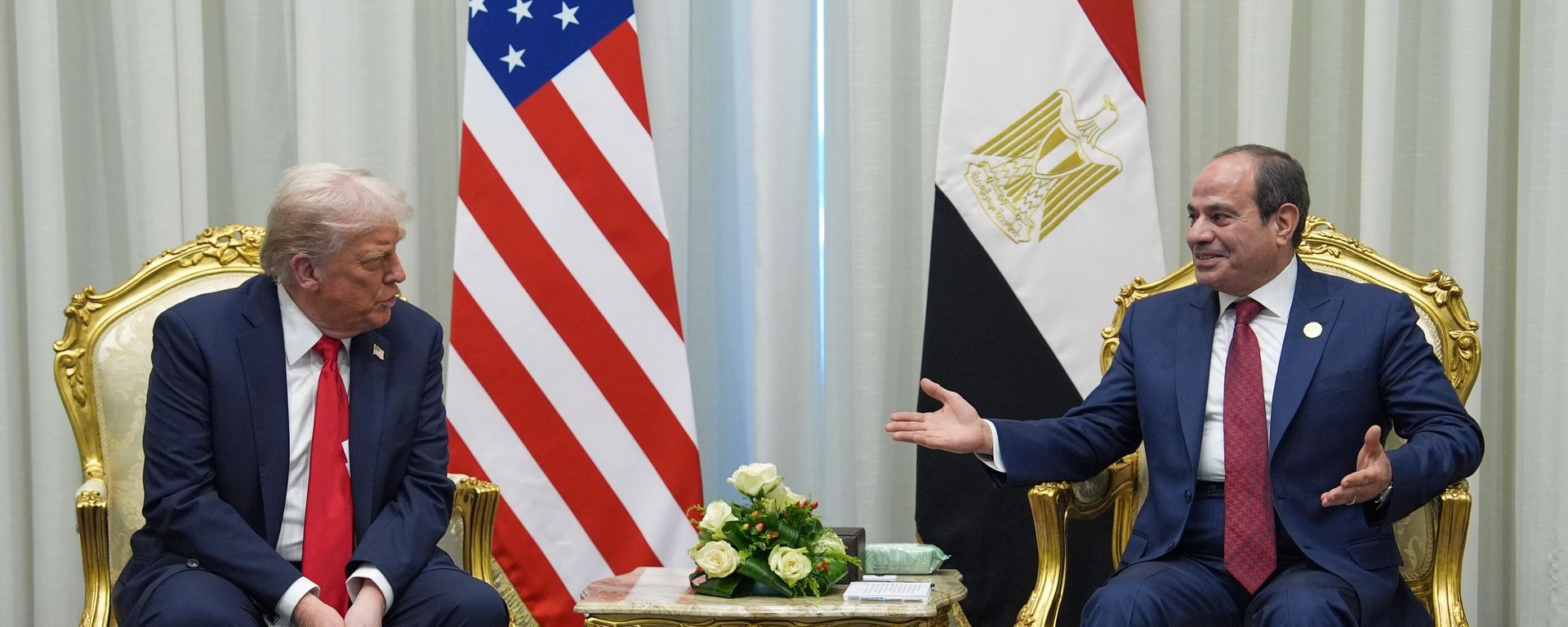 President Donald Trump meets with Egypt's President Abdel-Fattah el-Sisi during a summit to support ending the more than two-year Israel-Hamas war in Gaza after a breakthrough ceasefire deal, Monday, Oct. 13, 2025, in Sharm El Sheikh, Egypt. President Donald Trump meets with Egypt's President Abdel-Fattah el-Sisi during a summit to support ending the more than two-year Israel-Hamas war in Gaza after a breakthrough ceasefire deal, Monday, Oct. 13, 2025, in Sharm El Sheikh, Egypt. - Sputnik International, 1920, 13.10.2025