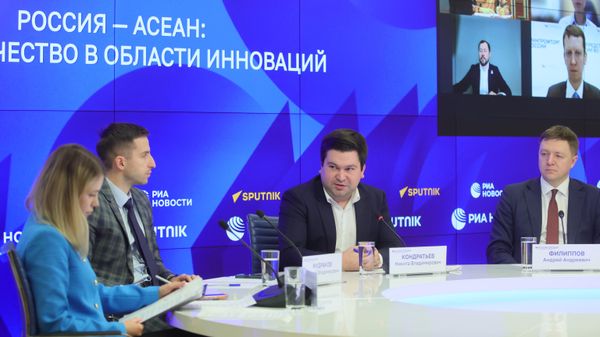 Video bridge Moscow — Bangkok — Makati — Phnom Penh — Cyberjaya — Hanoi on the topic: Russia — ASEAN: Cooperation in the Field of Innovation. - Sputnik International
