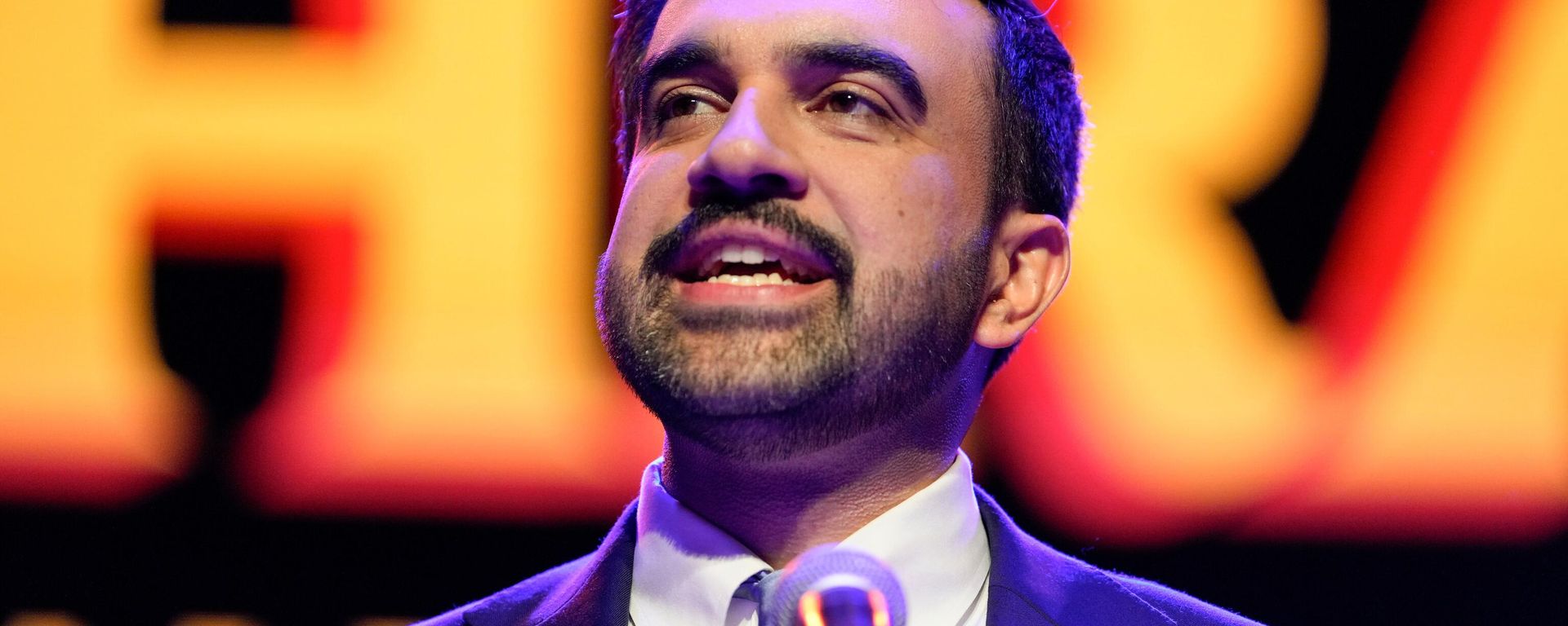 Zohran Mamdani speaks after winning the mayoral election, Tuesday, Nov. 4, 2025, in New York. (AP Photo/Yuki Iwamura) Zohran Mamdani speaks after winning the mayoral election, Tuesday, Nov. 4, 2025, in New York. (AP Photo/Yuki Iwamura) - Sputnik International, 1920, 05.11.2025