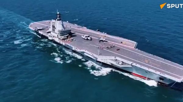 China has commissioned the Fujian, its first carrier equipped with electromagnetic catapults. - Sputnik International