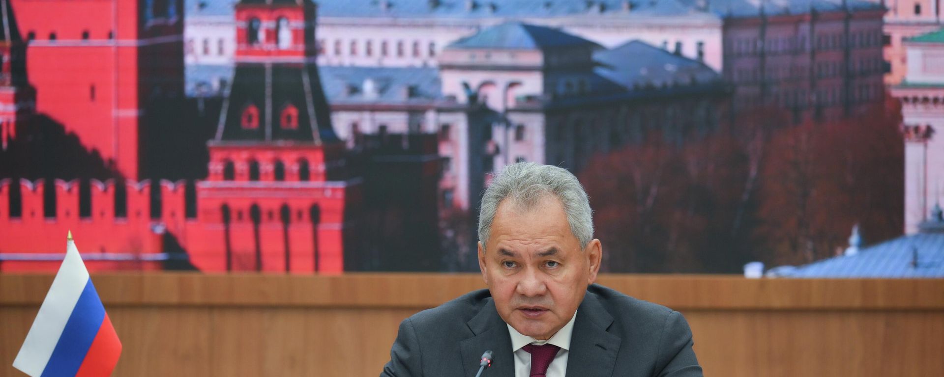 Secretary of the Security Council of the Russian Federation Sergei Shoigu at the plenary session of the XIII meeting of the Secretaries of the Security Councils of the CIS member states in Moscow. - Sputnik International, 1920, 13.11.2025