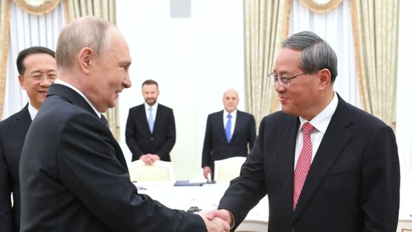 Russian President Vladimir Putin and Chinese Premier of the State Council Li Qiang in Moscow. - Sputnik International