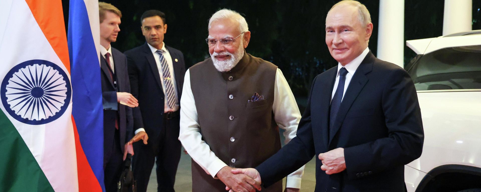 Russian President Vladimir Putin and Indian Prime Minister Narendra Modi - Sputnik International, 1920, 05.12.2025