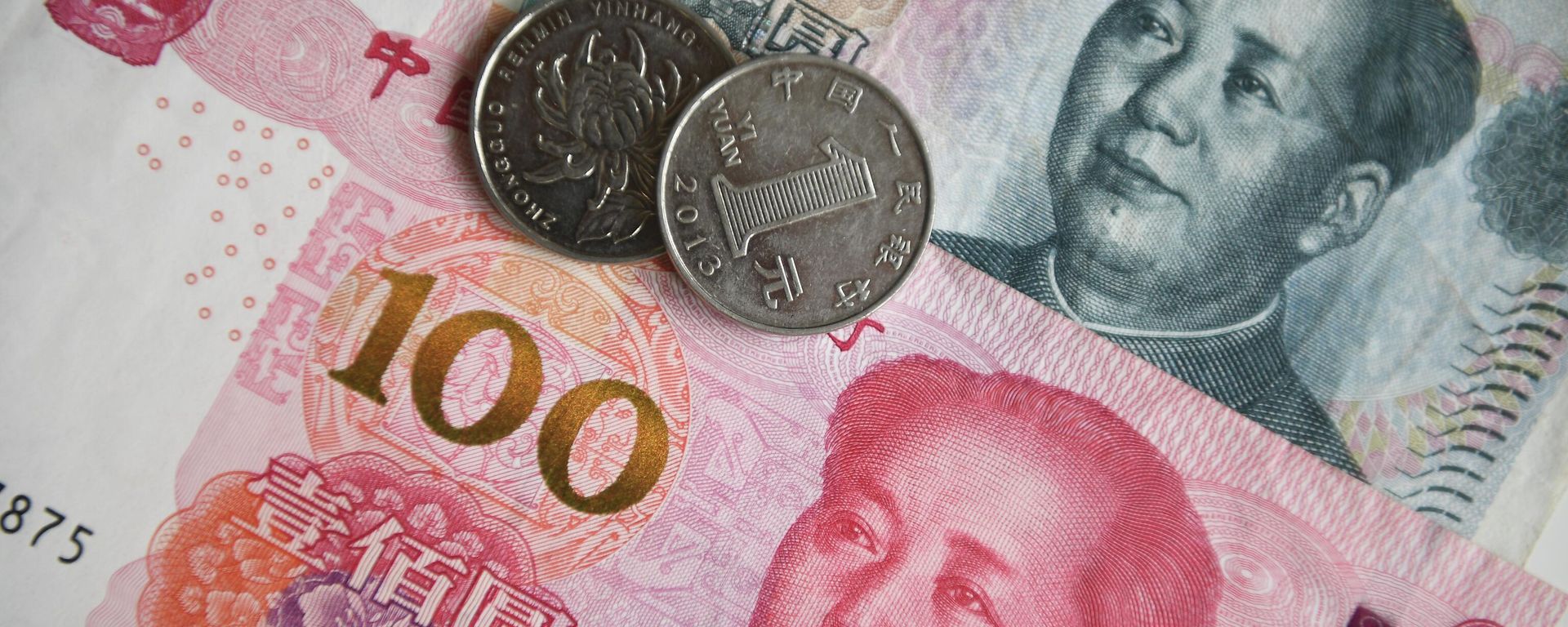 Chinese yuan coins and banknotes - Sputnik International, 1920, 02.08.2026