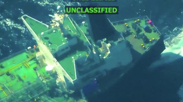 US SOUTHCOM seizes sanctioned Liberian-flagged tanker M/T SAGITTA oil tanker near Venezuela - Sputnik International