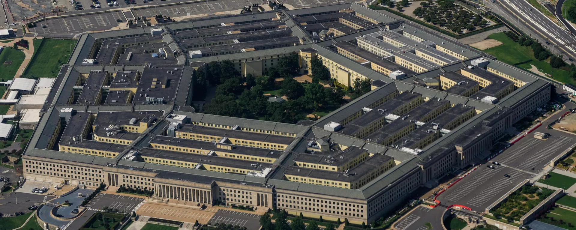 The Pentagon is seen on Sunday, Aug. 27, 2023, in Washington - Sputnik International, 1920, 26.10.2026