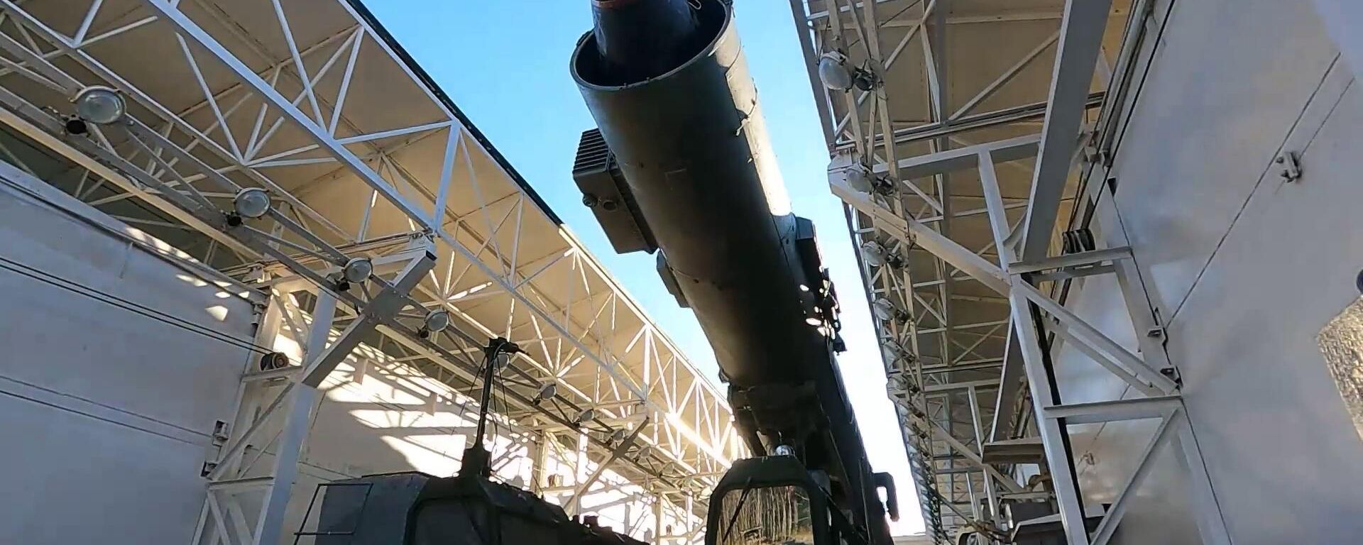 The launch of a Yars intercontinental ballistic missile during a strategic nuclear forces exercise involving their ground, naval, and air components at the Plesetsk State Test Cosmodrome, Russia. - Sputnik International, 1920, 24.02.2026