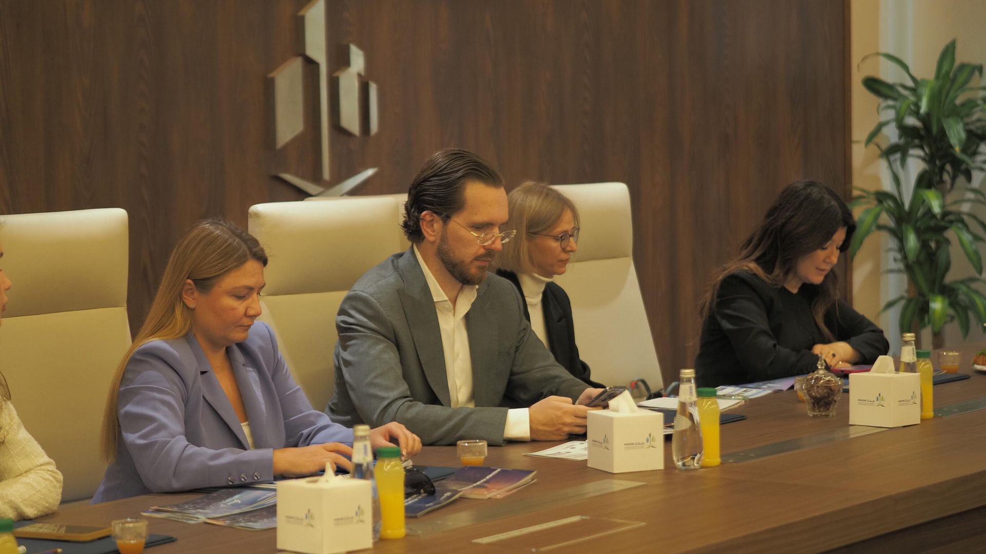Moscow Discuss Opportunities for Cooperation with the Riyadh Techno Valley Science and Technology Park Moscow Discuss Opportunities for Cooperation with the Riyadh Techno Valley Science and Technology Park - Sputnik International, 1920, 09.02.2026