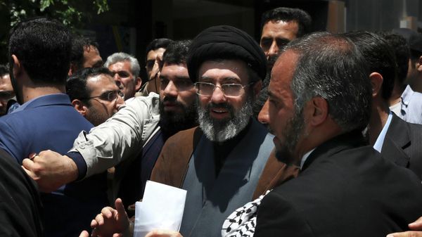 Mojtaba Khamenei, the son of Iranian Supreme Leader Ayatollah Ali Khamenei, center, attends the annual Quds, or Jerusalem Day rally in Tehran, Iran, on May 31, 2019 - Sputnik International