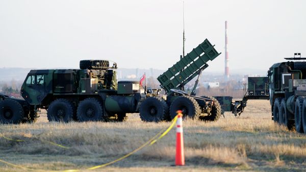 Patriot missles are seen at the Rzeszow-Jasionka Airport, March 25, 2022, in Jasionka, Poland, as then-US President Joe Biden arrives to board Air Force One enroute to Warsaw, Poland. - Sputnik International