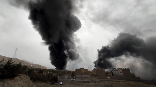 Black smoke rises over Tehran after US-Israeli strike on Shahran oil depot - Sputnik International