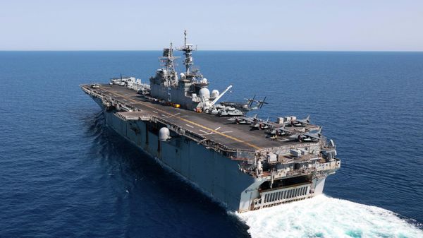 Amphibious assault ship USS Bataan travels through the Red Sea, Tuesday, Aug. 8, 2023.  - Sputnik International