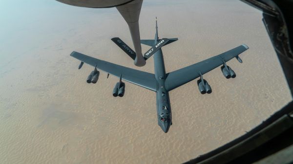 A US Air Force B-52H Stratofortress from Minot Air Force Base, N.D., is refueled by a KC-135 Stratotanker in the US Central Command area of responsibility Wednesday, Dec. 30, 2020 - Sputnik International