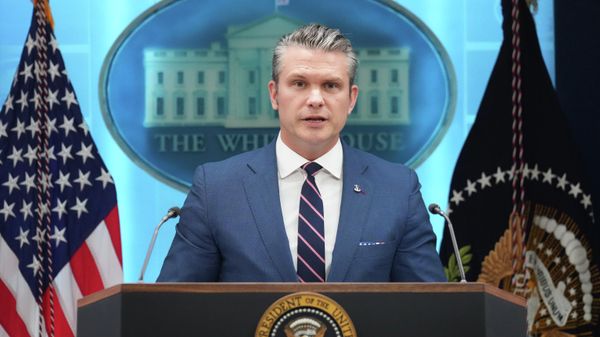 US Secretary of War Pete Hegseth speaks with reporters during a news conference with President Donald Trump in the James Brady Press Briefing Room at the White House, Monday, April 6, 2026, in Washington. (AP Photo/Mark Schiefelbein) - Sputnik International