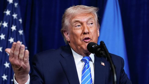 President Donald Trump speaks during a joint news conference with Volodymyr Zelensky following a meeting at his Mar-a-Lago club, Sunday, Dec. 28, 2025, in Palm Beach, Fla - Sputnik International