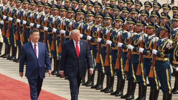 President Donald Trump meets China's President Xi Jinping - Sputnik International