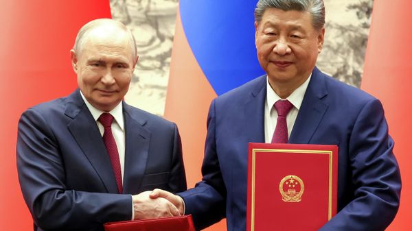 Russian President Vladimir Putin and  Chinese President Xi Jinping - Sputnik International