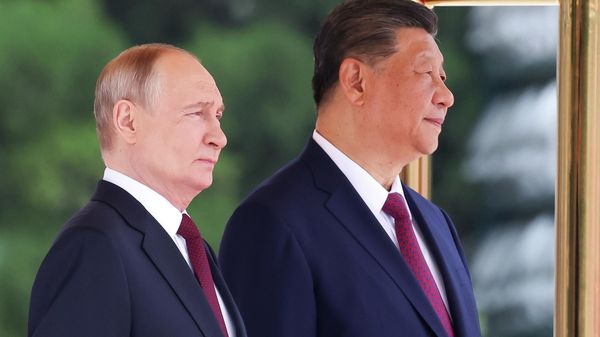 Russian President Vladimir Putin and Chinese President Xi Jinping - Sputnik International