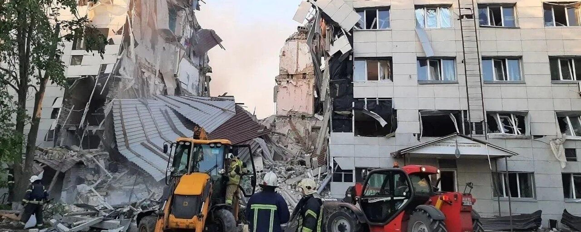 Ukraine's drone attack at a school in the Lugansk People's Republic - Sputnik International, 1920, 26.05.2026