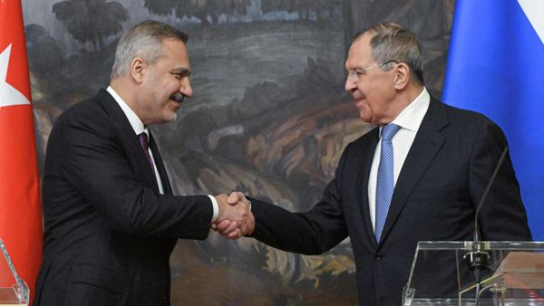 Turkish Foreign Minister Hakan Fidan and Russian Foreign Minister Sergey Lavrov - Sputnik International