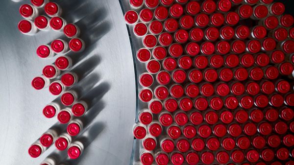 Moscow SEZ Drug Manufacturers Boost City Investments by 1.7-Fold - Sputnik International