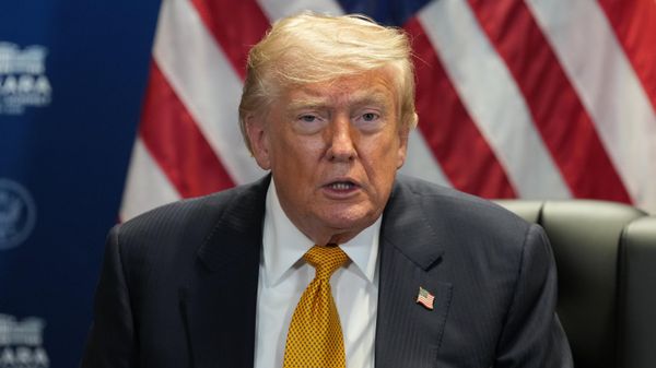 U.S. President Donald Trump meets with Ukraine's President Volodymyr Zelensky on the sidelines of the NATO summit in Ankara, Turkey, Wednesday, July 8, 2026. ( - Sputnik International