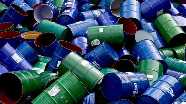 Oil drum graveyard. File photo. - Sputnik International