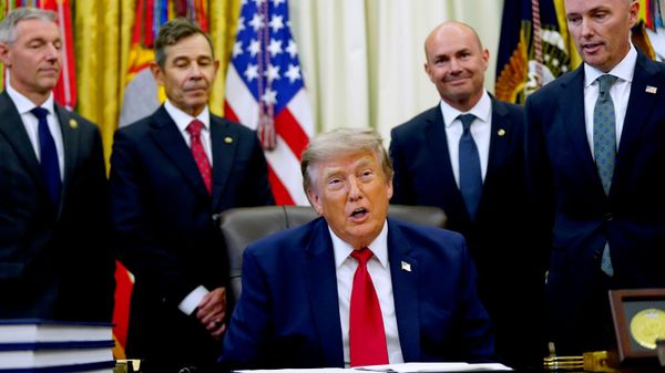 President Donald Trump speaks before signing executive orders modifying the Grand Staircase-Escalante National Monument and the Bears Ears National Monument in the Oval Office of the White House, Monday, July 13, 2026, in Washington - Sputnik International