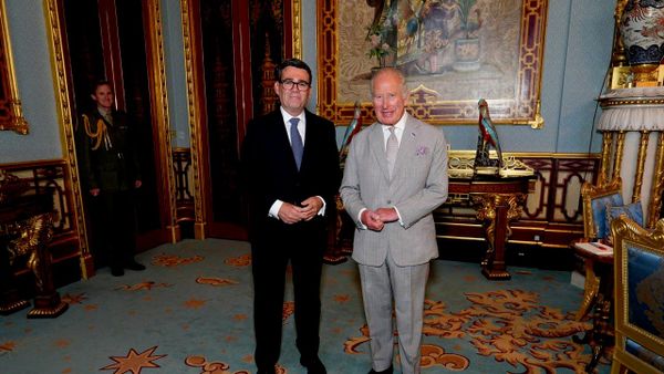 UK Prime Minister Andy Burnham and King Charles III - Sputnik International