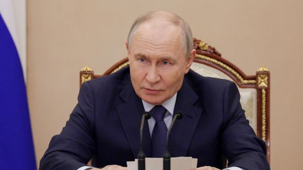 President Vladimir Putin held a meeting on economic issues - Sputnik International