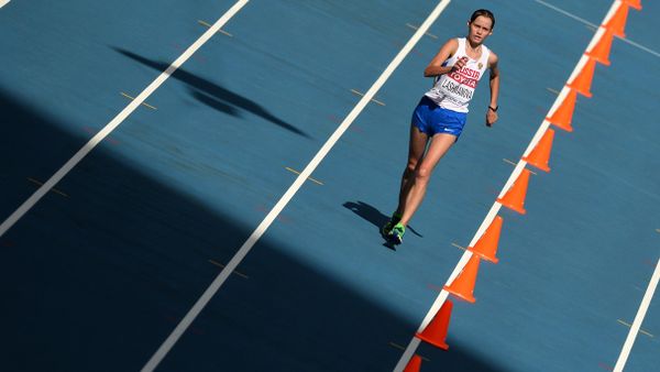 Elena Lashmanova (Russia) competes in the women's 20km race walk at the World Athletics Championships in Moscow. - Sputnik International