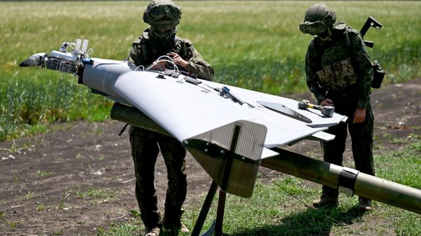 Combat work of the BM-70 UAV crew of Battlegroup Tsentr in the Dobropolsky direction of the North Military District - Sputnik International