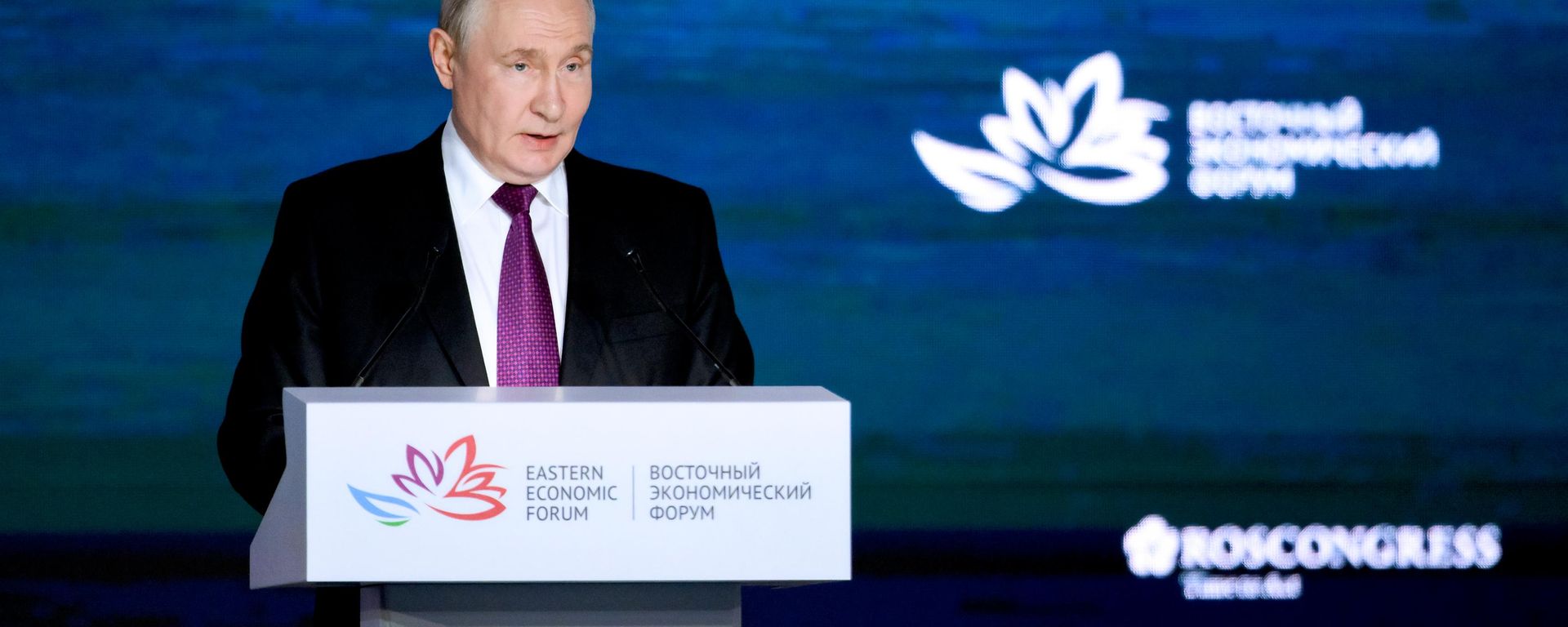 Russian President Vladimir Putin at the plenary session of the Eastern Economic Forum (EEF) - Sputnik International, 1920, 03.09.2026