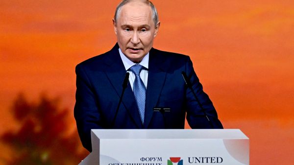 Russian President Vladimir Putin at the 12th St. Petersburg International Forum of United Cultures - Sputnik International