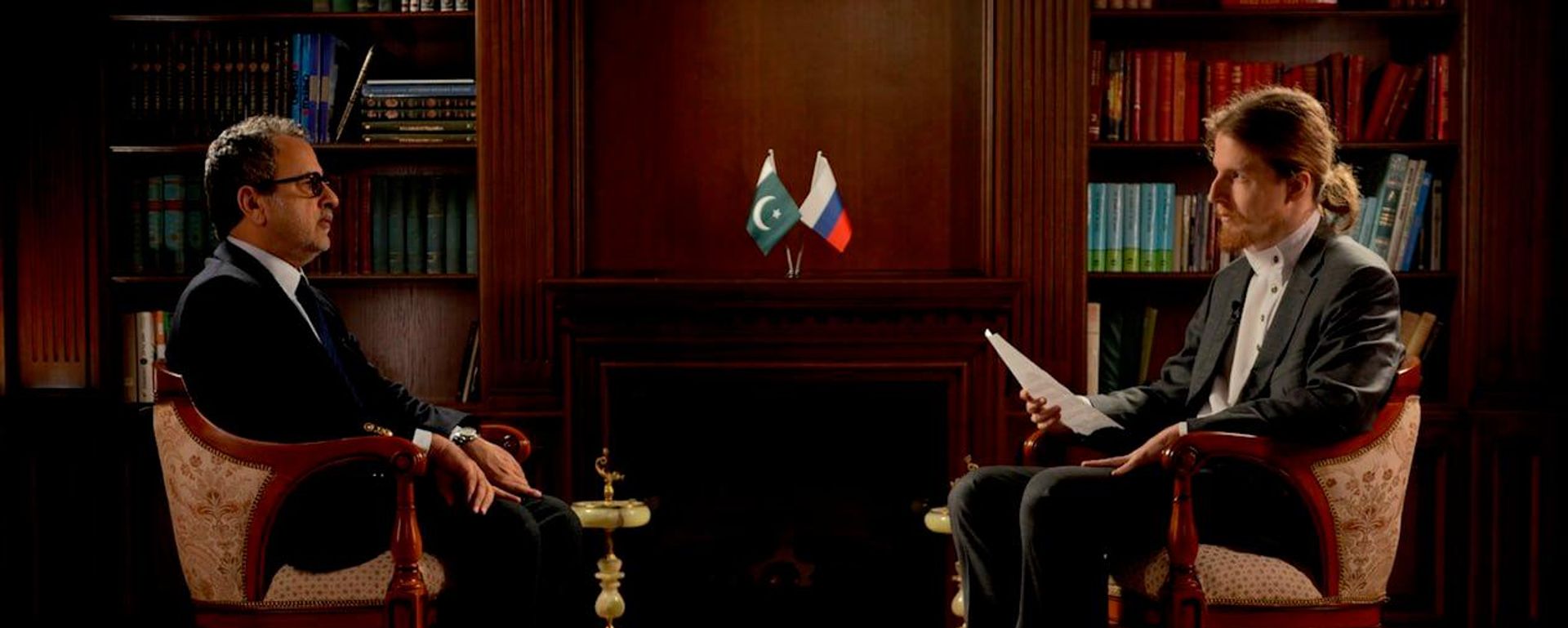 Interview with Sardar Awais Ahmed Khan Leghari, Federal Minister for Energy, Government of Pakistan - Sputnik International, 1920, 02.10.2026