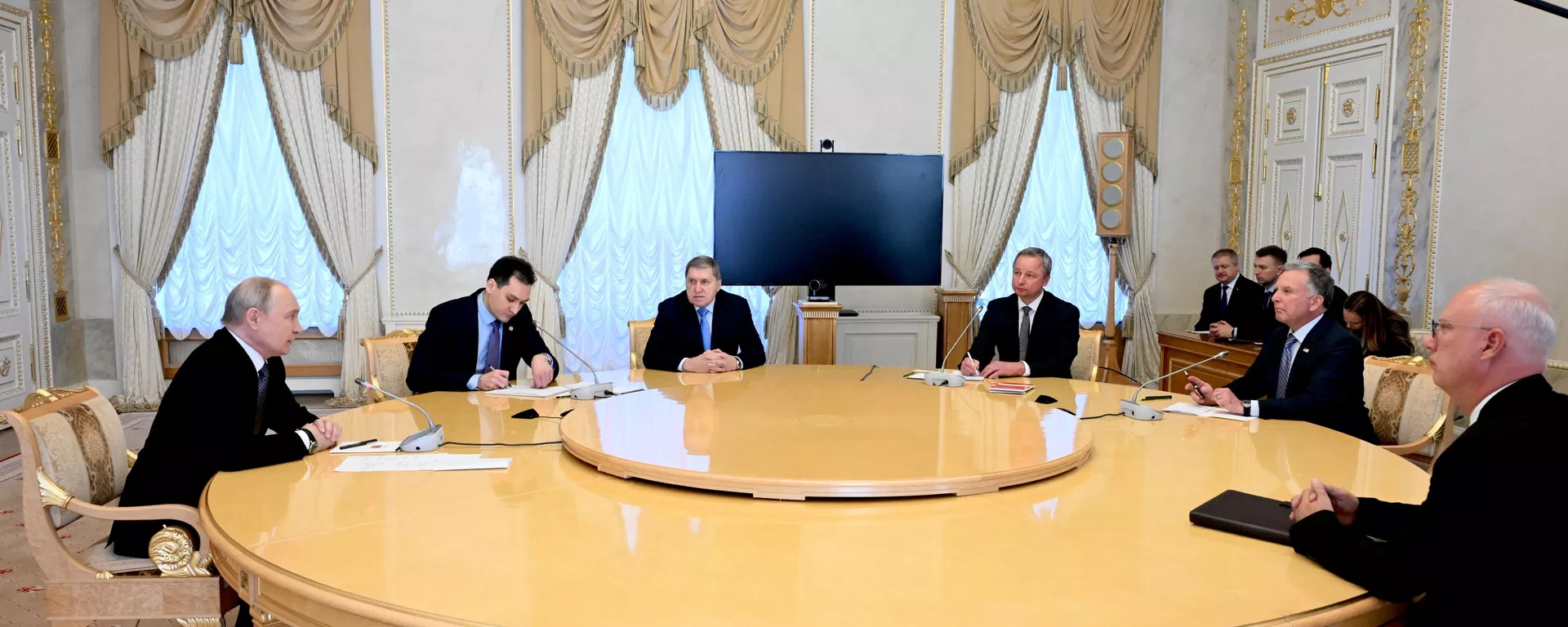 Meeting between Russian President Vladimir Putin and US Special Envoy Steven Witkoff - Sputnik International, 1920, 21.10.2026