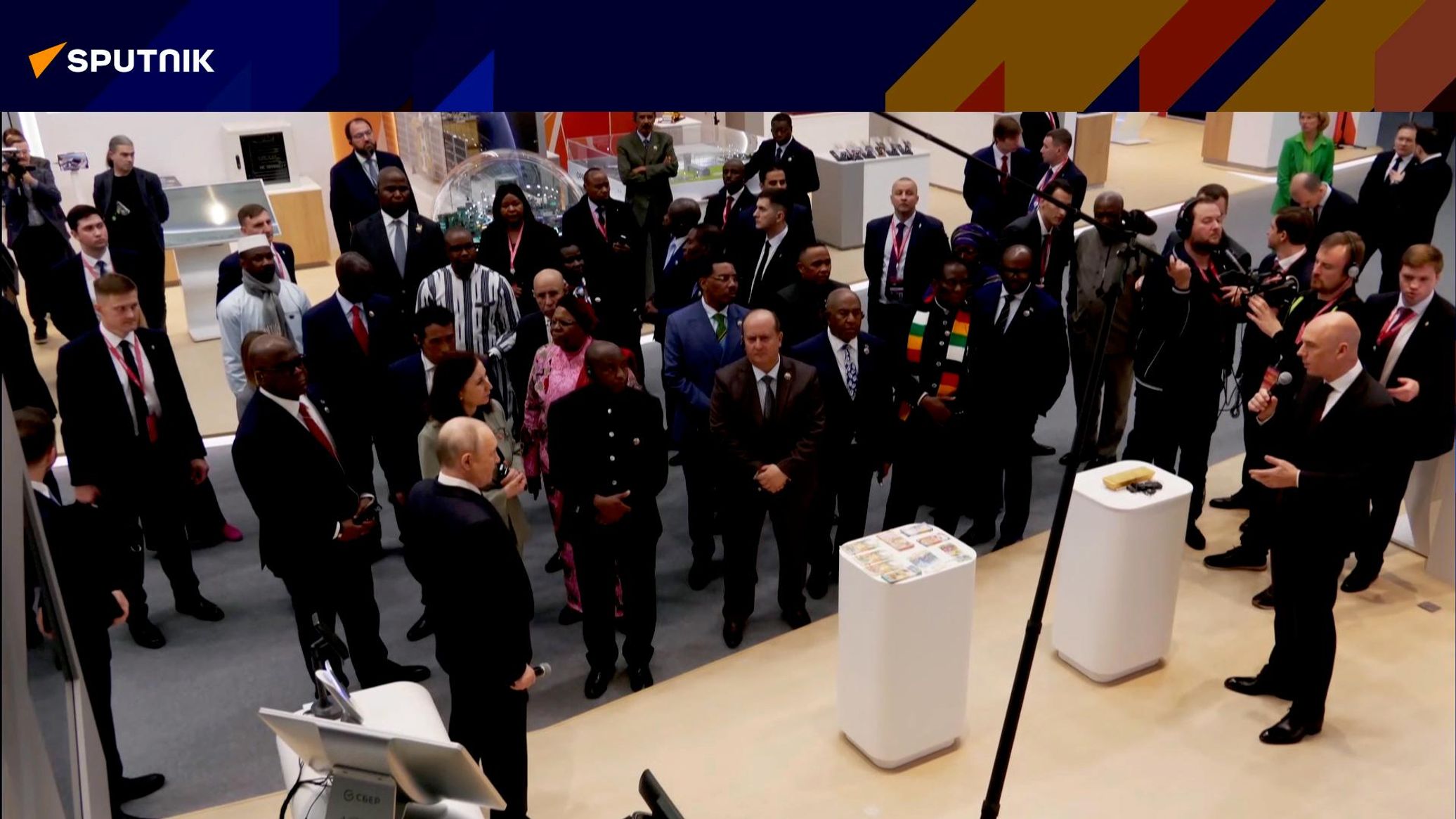 Russia Showcases Payment Systems Operating Beyond Western Control