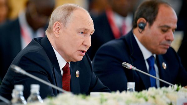 Russian President Vladimir Putin speaks at the plenary session of the 3rd Russia–Africa Summit in Moscow - Sputnik International