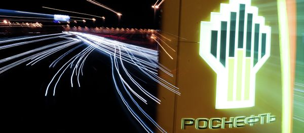 The sign of a Rosneft gas station in Moscow The sign of a Rosneft gas station in Moscow - Sputnik International