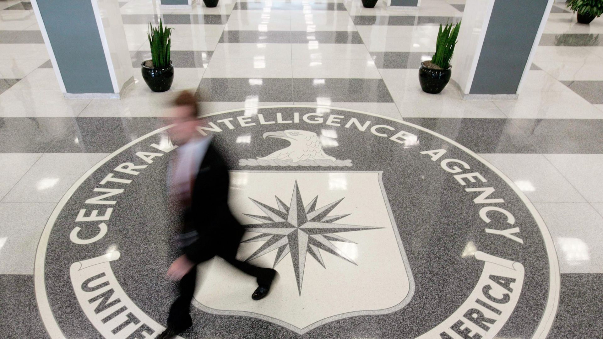 The lobby of the CIA Headquarters building in McLean, Virginia. The lobby of the CIA Headquarters building in McLean, Virginia. - Sputnik International, 1920, 05.10.2021