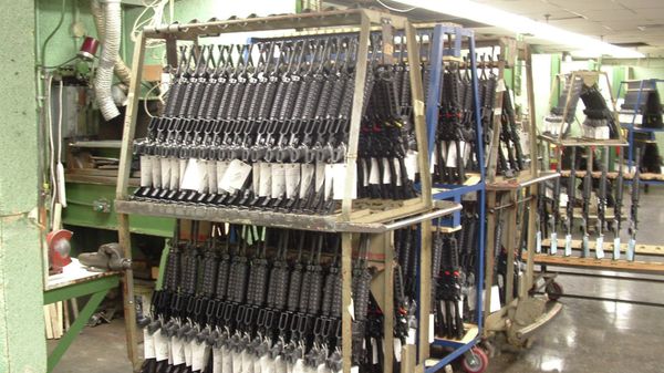 Tens of thousands of M4 carbine rifles, such as those shown here, are being sent to Iraq from the U.S., only to end up in the hands of pro-Iranian militias. Tens of thousands of M4 carbine rifles, such as those shown here, are being sent to Iraq from the U.S., only to end up in the hands of pro-Iranian militias. - Sputnik International